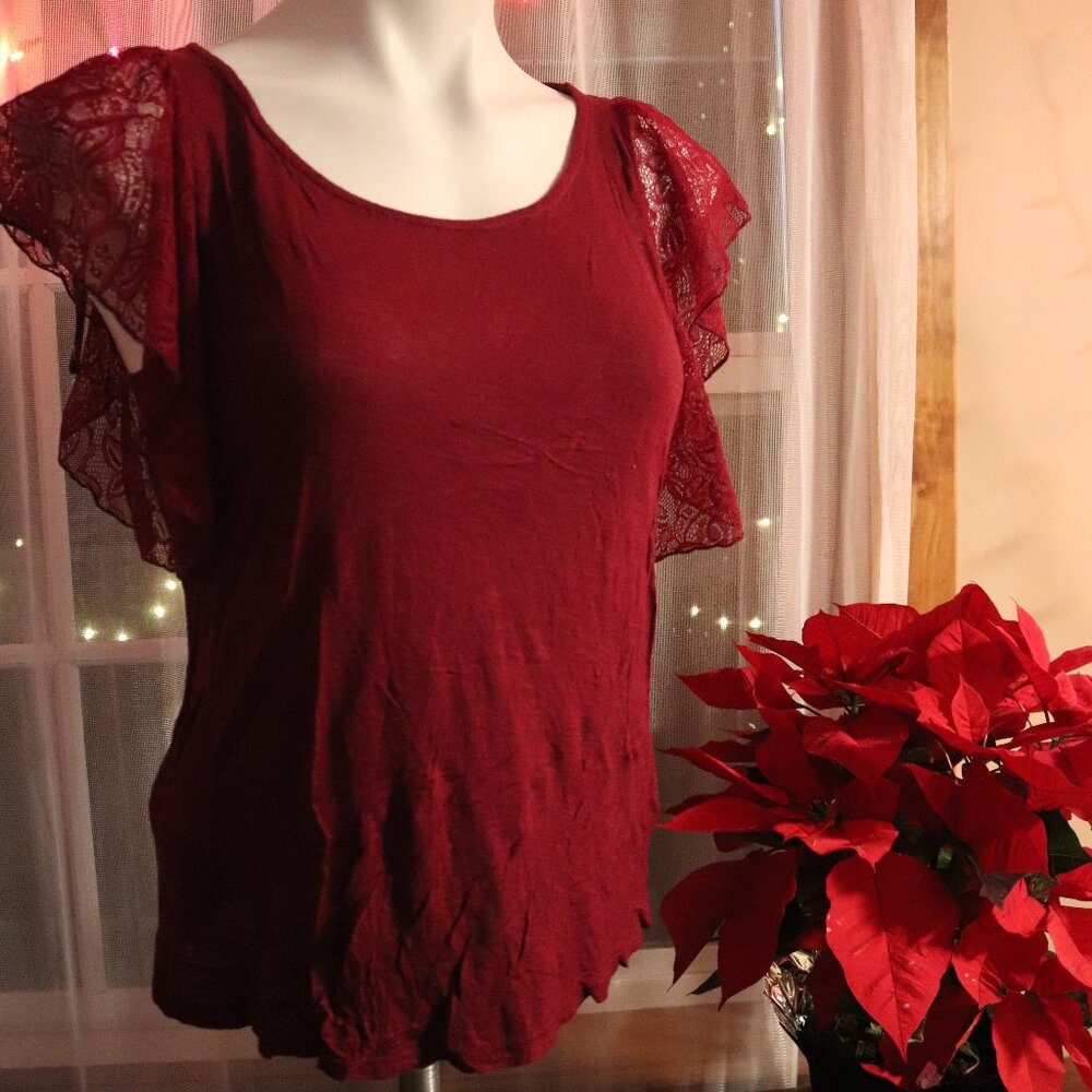 Cute maroon ruffled shirt